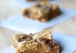 Biscoff Rolo Blondie Brownies