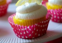 Lemon Cupcakes with White Chocolate Buttercream