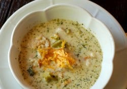 This broccoli soup is pure comfort with chunks of chicken, broccoli and of course lots of cheese! www.lemonsforlulu.com