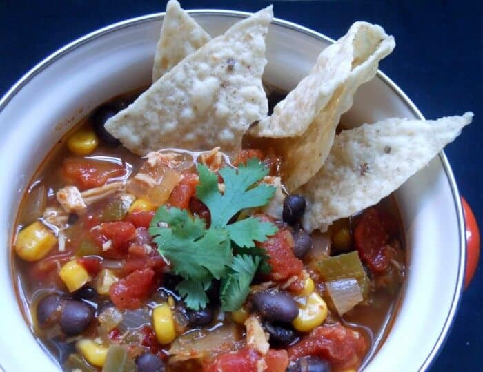 Slow-Cooker-Chicken-Tortilla-Soup-1024x791