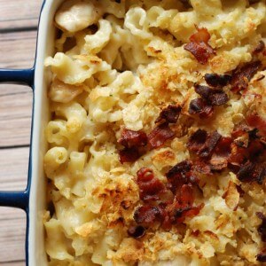 A creamy baked pasta with lots tangy buttermilk ranch flavor! www.lemonsforlulu.com