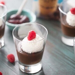 No box here! Homemade chocolate pudding couldn’t be easier to make at home! A litlte raspberry jam and mocha iced coffee make this pudding a real decadent treat! lemonsforlulu.com #IDelight #InternationalDelight