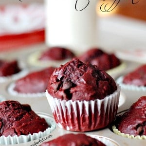 Triple chocolate red velvet muffins! www.lemonsforlulu.com