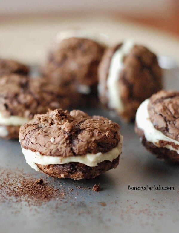 Tiramisu Sandwich Cookies - LemonsforLulu.com