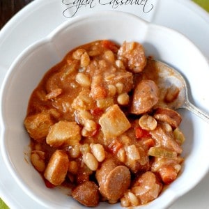 Andouille sausage, chicken and spices make this Cajun one pot meal pure comfort food! www.lemonsforlulu.com