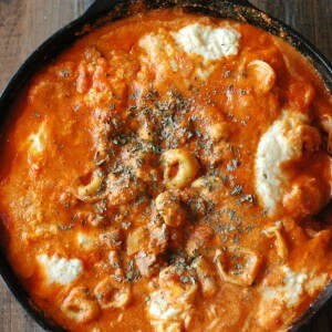 A simple skillet lasagna with Italian turkey sausage and tortellini! www.lemonforlulu.com