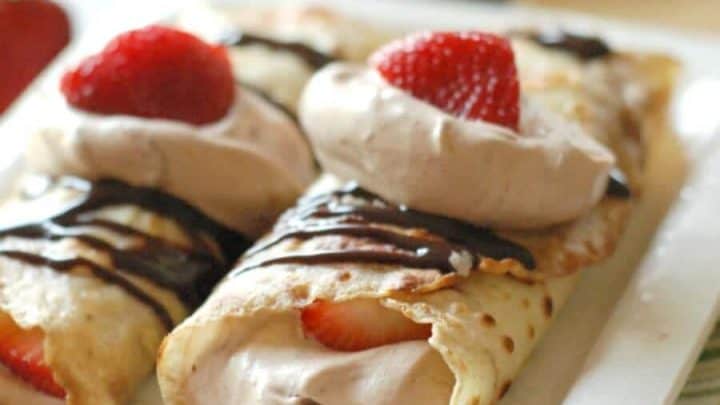 Crepes With Nutella Whipped Cream Lemonsforlulu Com