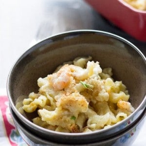 Shrimp and pasta tossed with mild gouda and smooth mascarpone for a cheesy and rich pasta dish! www.lemonsforlulu.com