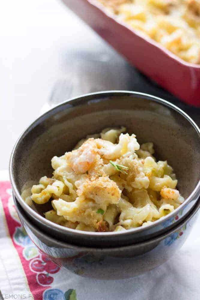 Shrimp and pasta tossed with mild gouda and smooth mascarpone for a cheesy and rich pasta dish! www.lemonsforlulu.com