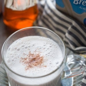 Almond milk is steamed with cinnamon, frothed and poured of honey! lemonsforlulu.com
