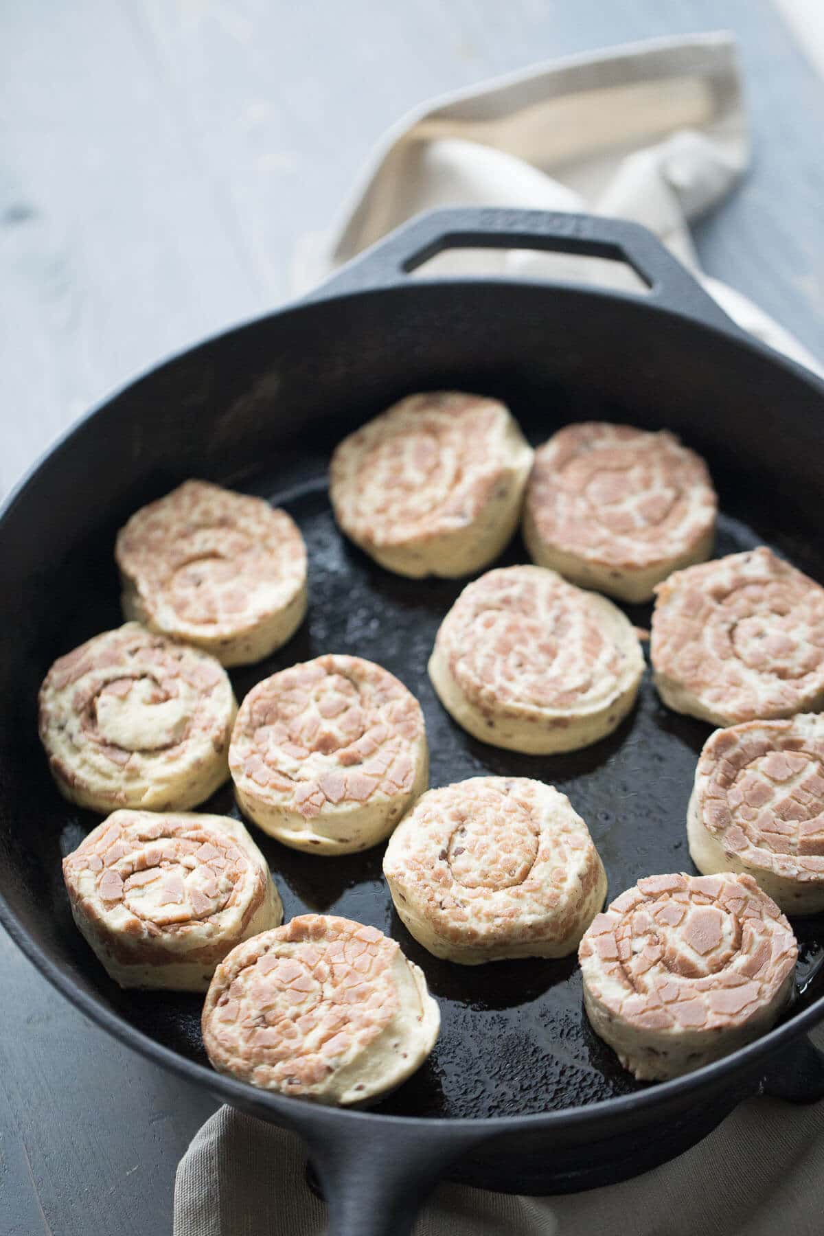 Quick Cinnamon Rolls with Blueberries
