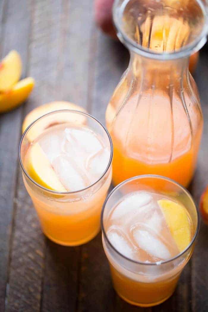 ginger peach lemonade