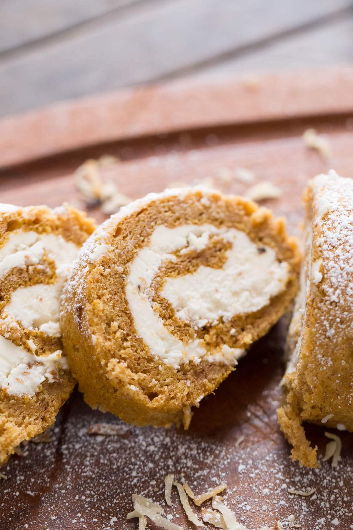 The Best Pumpkin Roll {Lemons for Lulu}