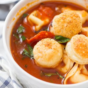 This pizza soup is going to be a family favorite! Who can resist pizza?
