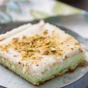 This pistachio pudding cake is simple and amazing! This cake just melts right in your mouth!