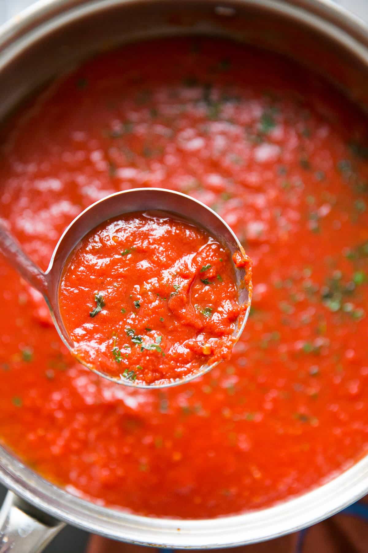 Homemade Marinara Sauce Recipe - LemonsforLulu.com