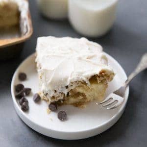 Milk and cookies are everyone's favorite treat! Now we can cookies and cake all in one deliciously simple treat!