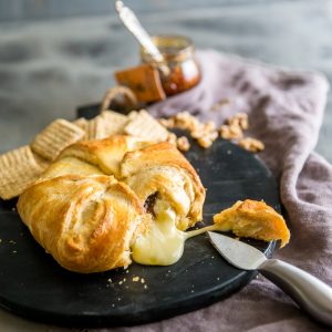 baked brie appetizer cut open