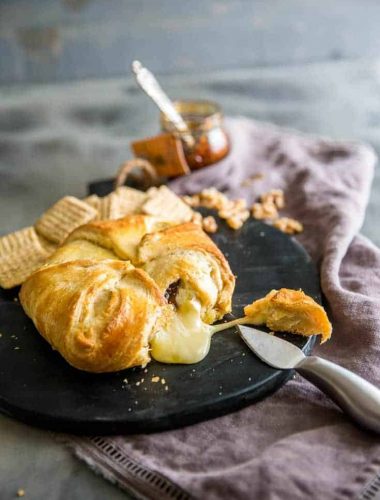 baked brie appetizer cut open