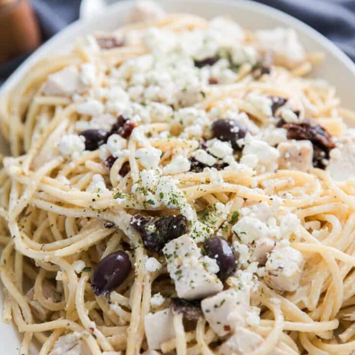 Mediterranean Pasta Recipe | LemonsforLulu.com